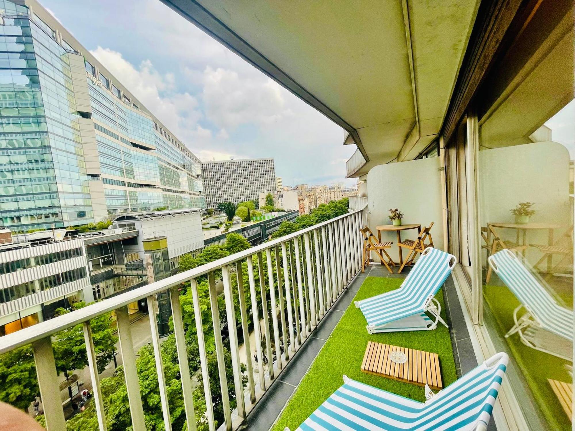 Montparnasse 3 * Paris